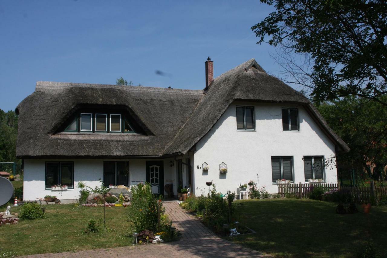 Haus Bernsteinchen Apartment Gustow  Екстериор снимка